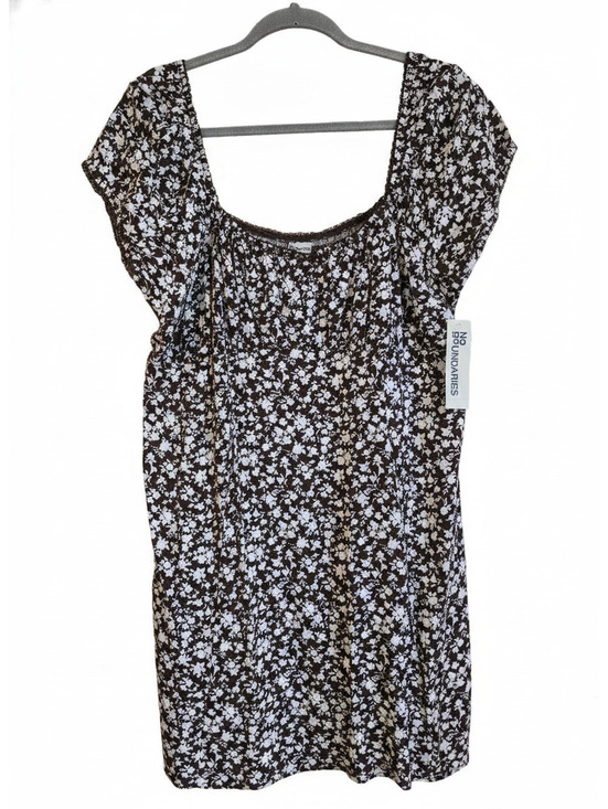 No Boundaries Dresses & Skirts - No Boundaries XXL Floral Print Dress with Square Neck